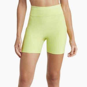 NWT Outdoor Voices lime green shorts, sz L